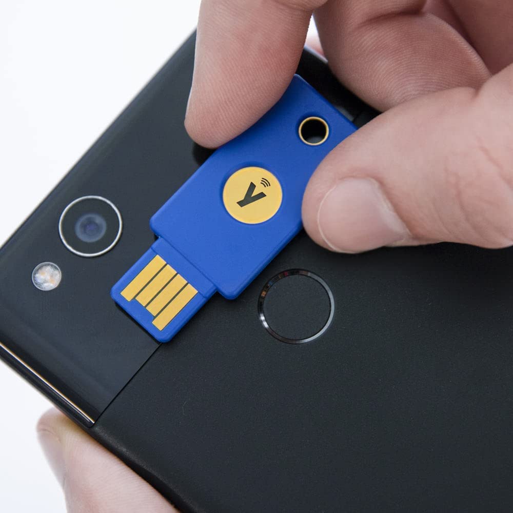 Use 2 Yubico Key para aumentar a segurança em suas contas on-line 4 Chave de segurança Yubico NFC FIDO2/U2F